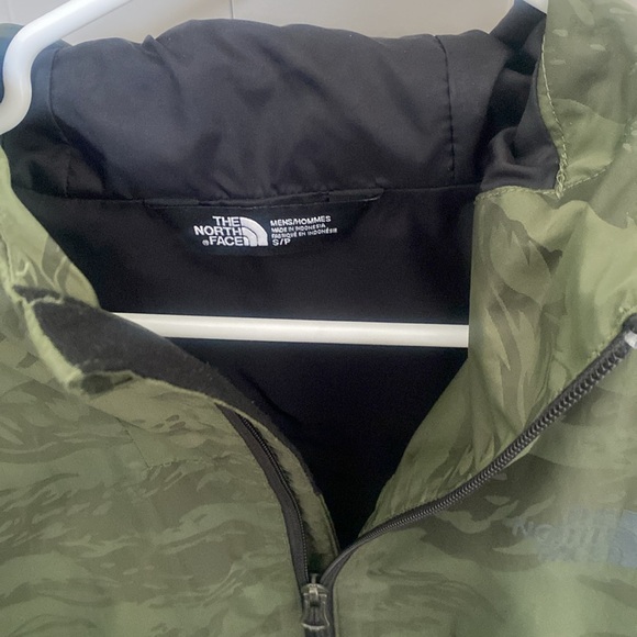 The North Face windbreaker. - Picture 3 of 3